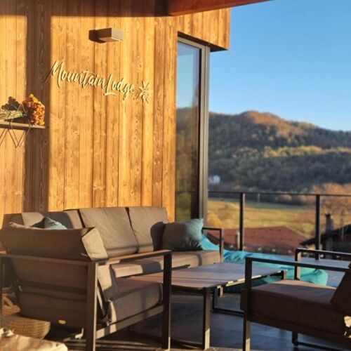 Cabană lux cu panoramă pentru 10 pers. (se inchirieaza doar integral)