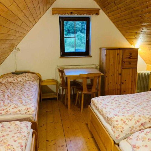 Pokoj s vlastní kuchyňkou  pro 5 os.