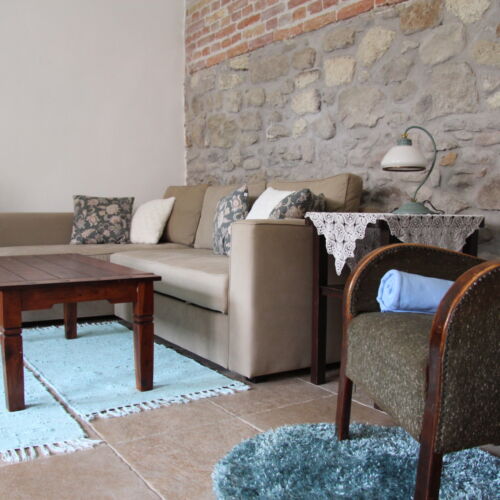 Garden View Ground Floor 3-Room Apartment for 6 Persons