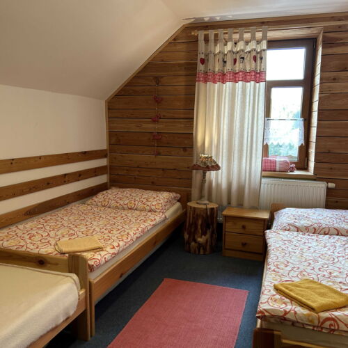 Camera cu duș pentru 6 pers.