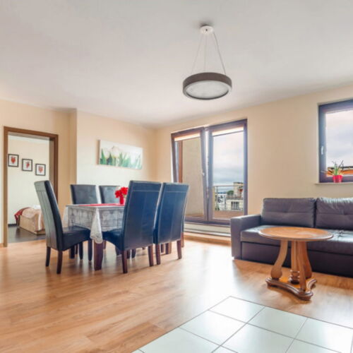 Apartament 6-osobowy 