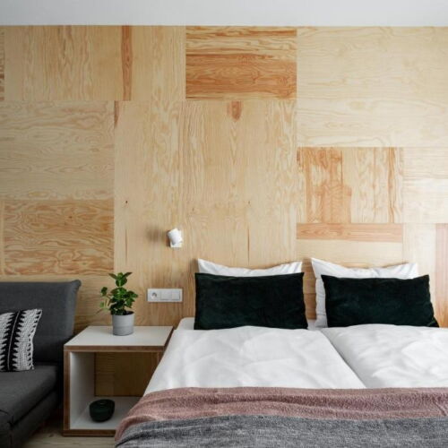 Camera tripla cu balcon cu vedere spre munte