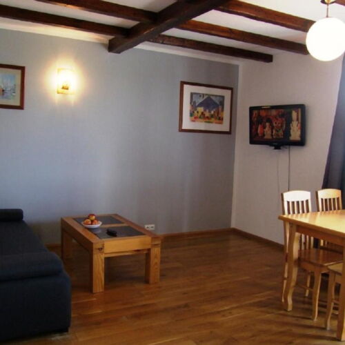 Apartament 4-osobowy z 2 pomieszczeniami sypialnianymi