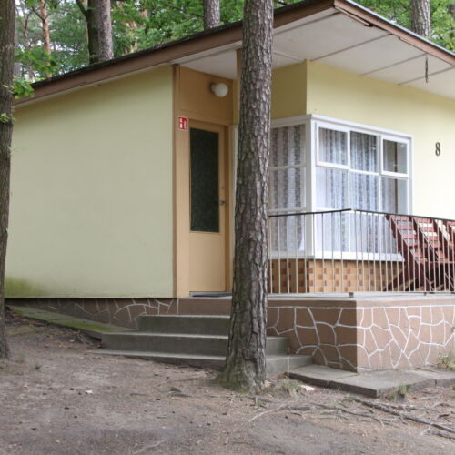 Domek letniskowy 4-osobowy Economy z tarasem