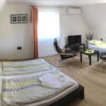 Apartament 5-osobowy Przyjazny podróżom rodzinnym z klimatyzacją z 2 pomieszczeniami sypialnianymi (możliwa dostawka)