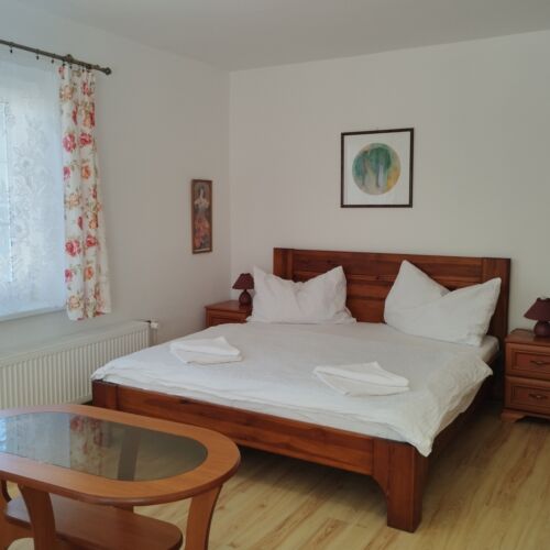 Upstairs Family 5 Person Room