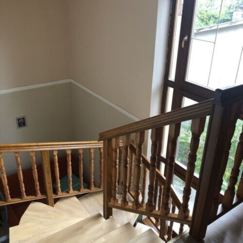 Apartament la etaj cu aer condiționat cu 2 camere pentru 6 pers.