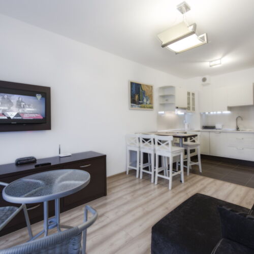 Apartament 4-osobowy 