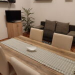 Gold 4-Room Family Apartment for 8 Persons