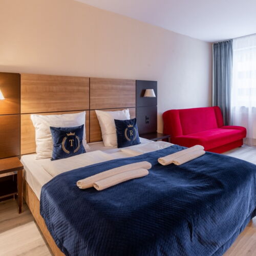 Apartament pentru 3 pers. (se inchirieaza doar integral)