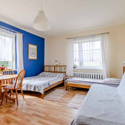 Camera la etaj cu baie pentru 5 pers.