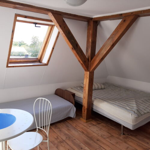 Apartament la mansardă cu 3 camere pentru 8 pers.