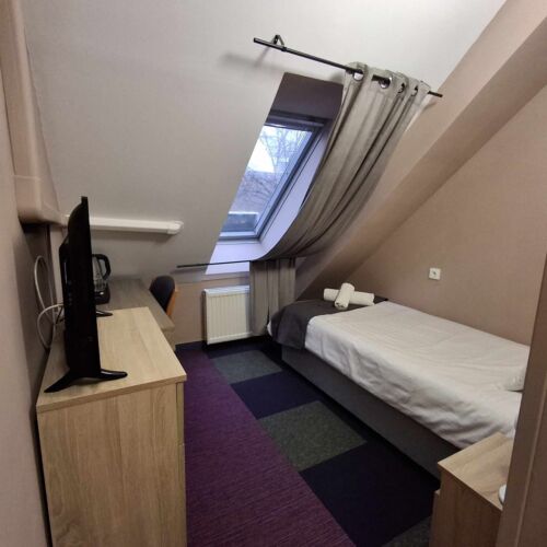 Economy Izba pre 1 os. na poschodí