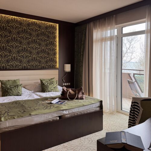 Camera dubla economy