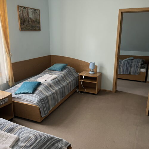 Pokój 3-osobowy na piętrze z łazienką