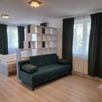 Upstairs 2-Room Apartment for 4 Persons with Kitchen (extra beds available)