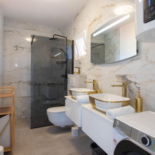 Summer House for 8 Persons