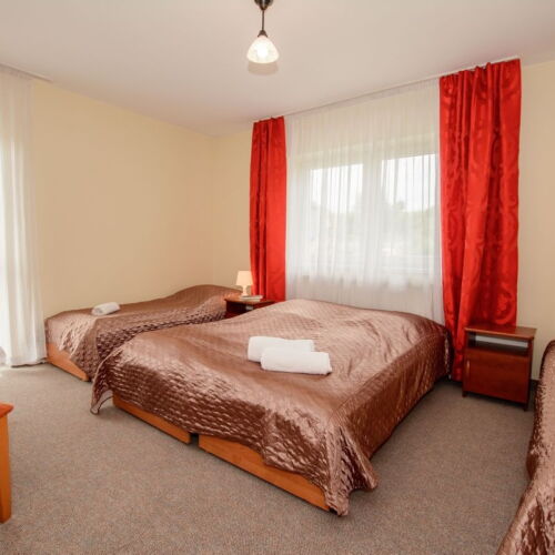 Pokój 4-osobowy z aneksem kuchennym z widokiem na góry