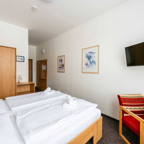 Pokoj se sprchou  pro 2 os.