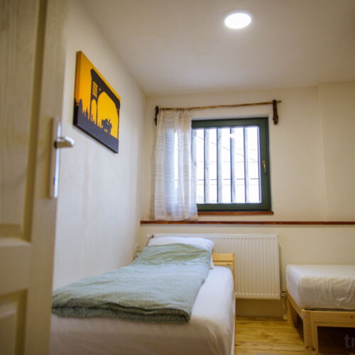 Camera twin la etaj cu baie