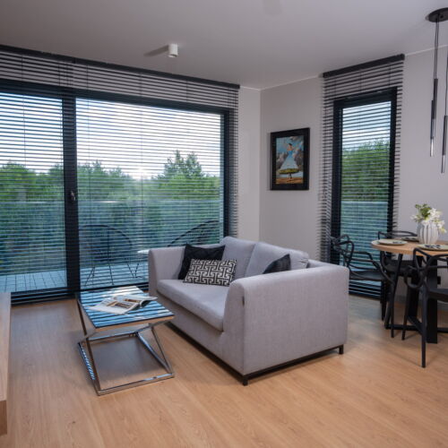 Apartament 5-osobowy z widokiem na las z 3 pomieszczeniami sypialnianymi