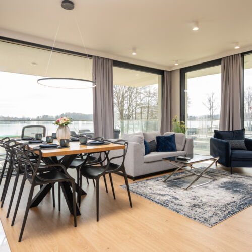 Apartament 5-osobowy Superior z widokiem na jezioro z 3 pomieszczeniami sypialnianymi