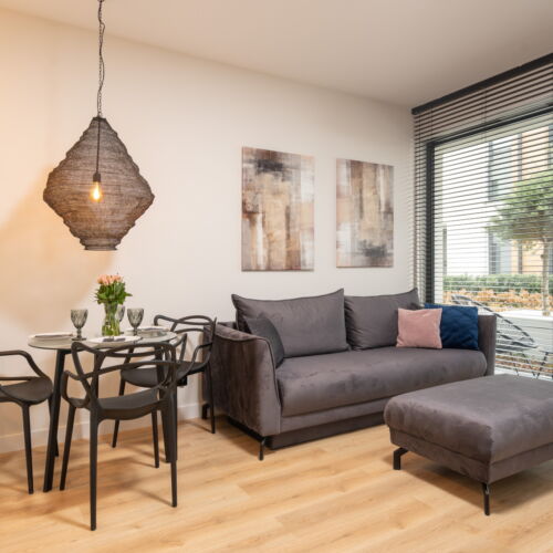 Apartament 4-osobowy Privilege z widokiem na dziedziniec z 2 pomieszczeniami sypialnianymi