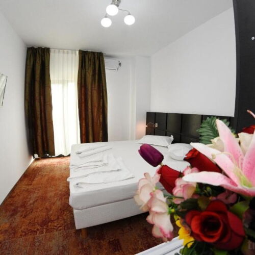 Camera dubla cu balcon