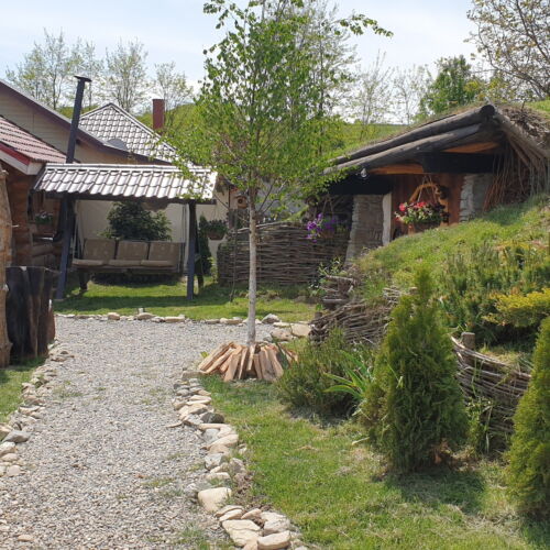 Casă de vacanță pentru 2 pers. (se inchirieaza doar integral)