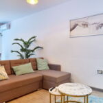 Deluxe Upstairs 1-Room Apartment for 4 Persons