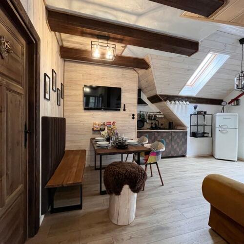 Apartament 4-osobowy z 2 pomieszczeniami sypialnianymi