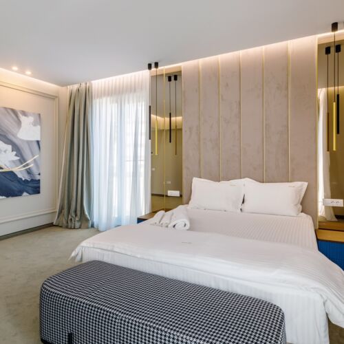 Camera dubla deluxe superior (se poate solicita pat suplimentar)