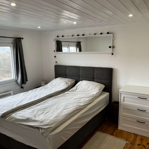 Panoramic Whole House Chalet for 4 Persons