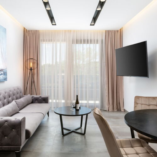 Apartament 2-osobowy na piętrze z widokiem na morze z 1 pomieszczeniem sypialnianym (możliwa dostawka)