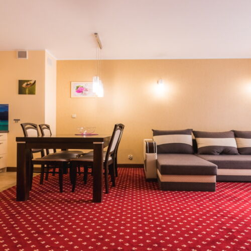 Apartament 4-osobowy 