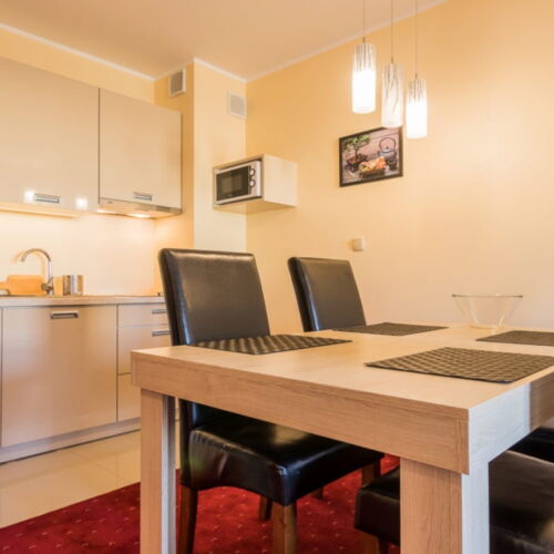 Apartament 4-osobowy 