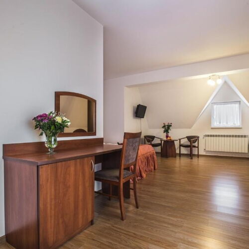 Camera pentru 5 pers.