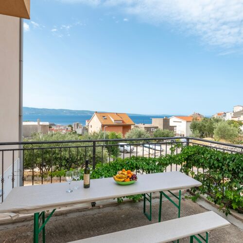 Apartament 4-osobowy z klimatyzacją z widokiem na morze z 1 pomieszczeniem sypialnianym A-19516-b