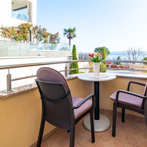 Sea View 1-Room Air Conditioned Apartment for 3 Persons AS-19997-a