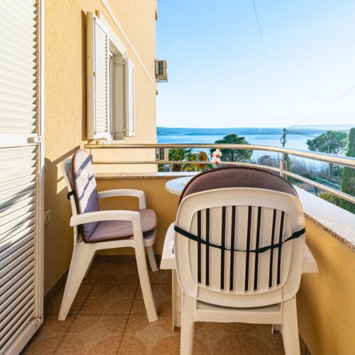 Sea View 1-Room Air Conditioned Apartment for 3 Persons AS-19997-b