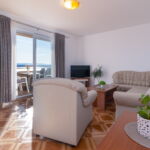 Sea View 1-Room Air Conditioned Apartment for 5 Persons A-19997-d
