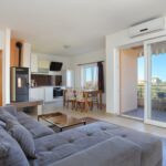 Tengerre néző légkondicionált 6 fős apartman 3 hálótérrel A-20077-a