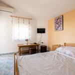 Apartman s klimatizací s balkónem s manželskou postelí s 1 ložnicí AS-20177-b