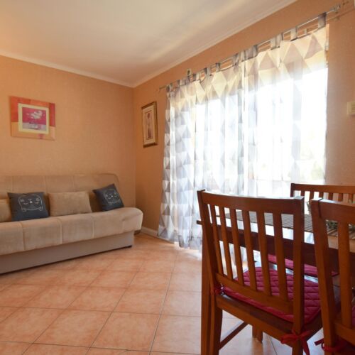 Apartament 3-osobowy z klimatyzacją z balkonem z 1 pomieszczeniem sypialnianym A-20447-c