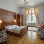 Palace Grand 2-Room Apartment for 7 Persons