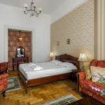 Deluxe Palace 1-Room Apartment for 4 Persons