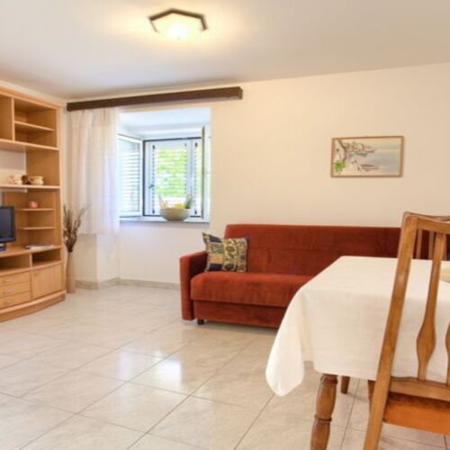 Classic Ground Floor 1-Room Apartment for 2 Persons