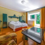 1-Zimmer-Apartment für 2 Personen Parterre mit Aussicht auf den Wald (Zusatzbett möglich)