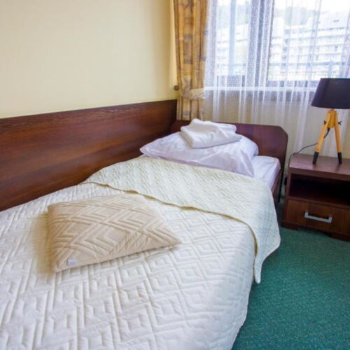 Apartament 4-osobowy z 2 pomieszczeniami sypialnianymi