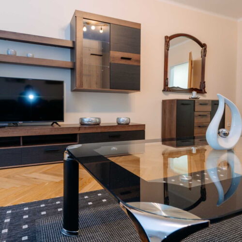 Apartman se sprchou s privátní koupelnou mimo apartmán pro 4 os.